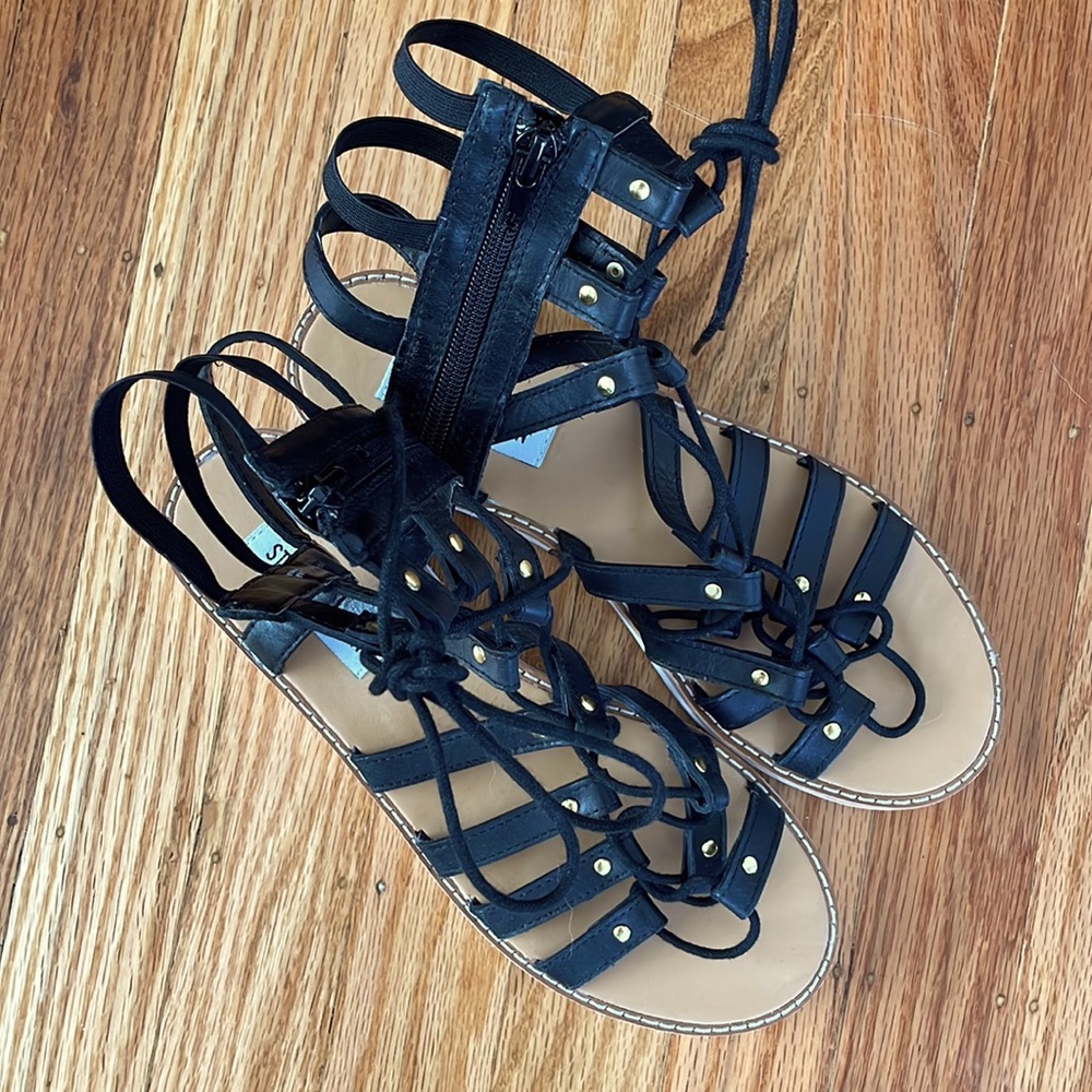 NWOT Steve Madden Maybin Gladiator Sandals